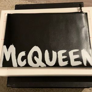 Alexander McQueen SS2020 pouchette in graffiti